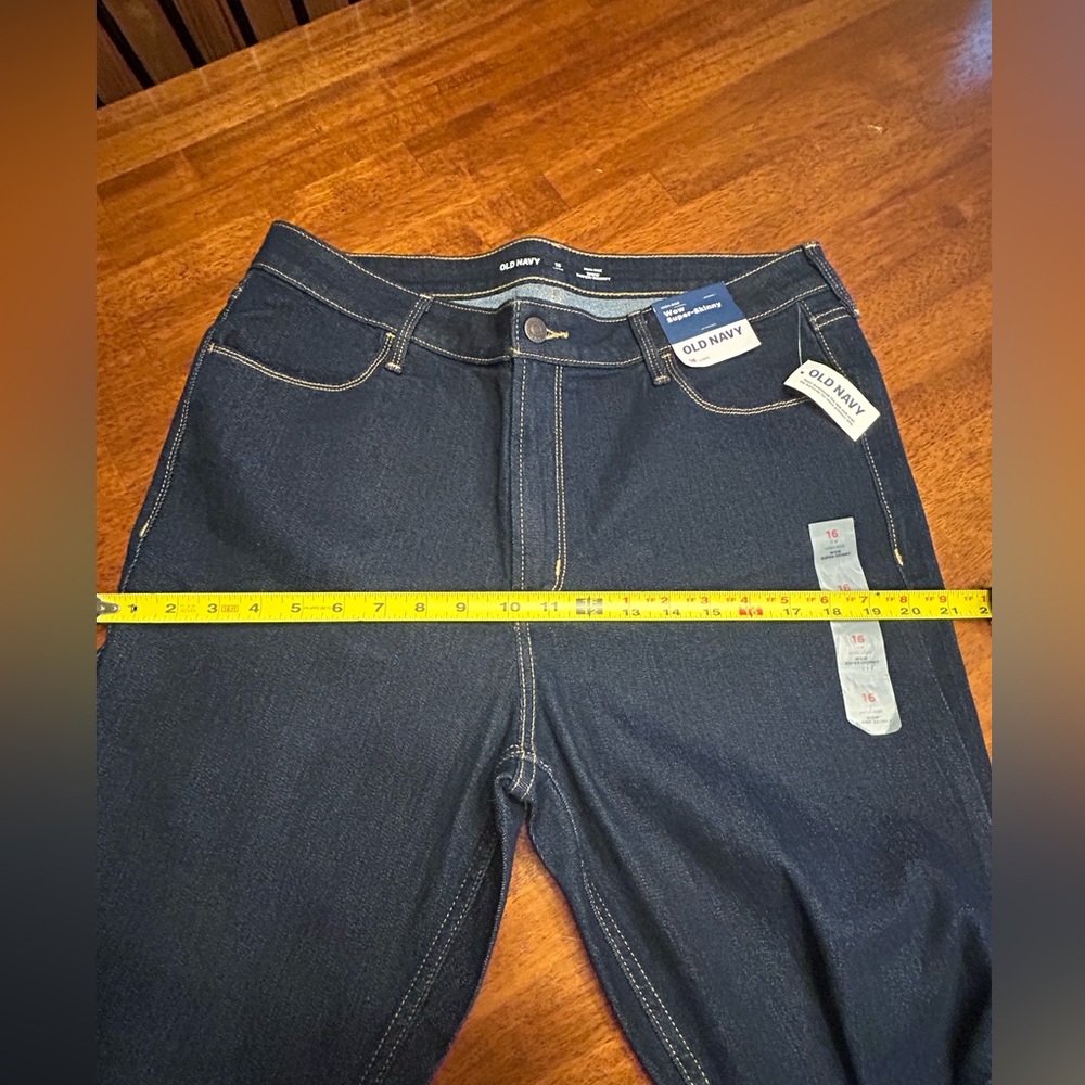 NWT Old Navy Wow Super-Skinny Long Jeans - Picture 7 of 8